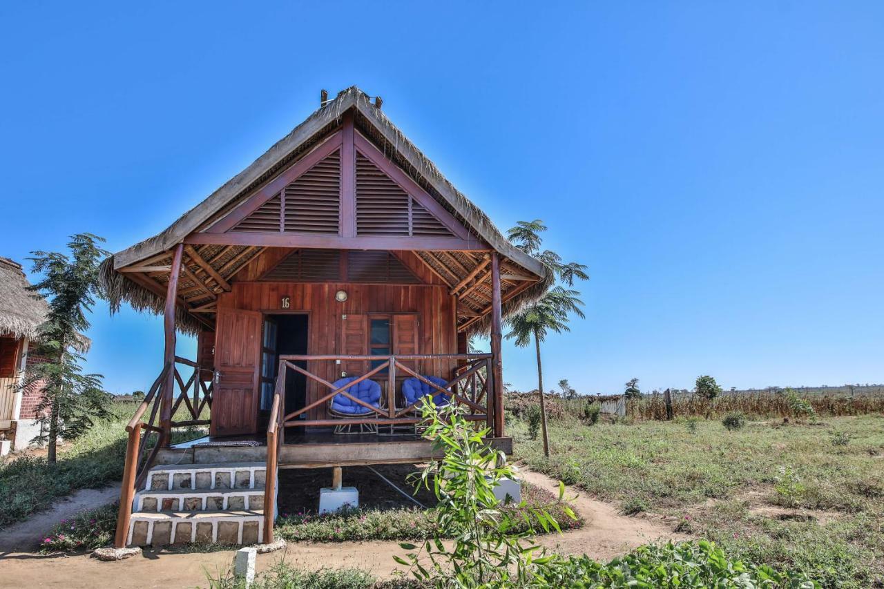 Hotel Cap Kimony Morondava Exterior foto